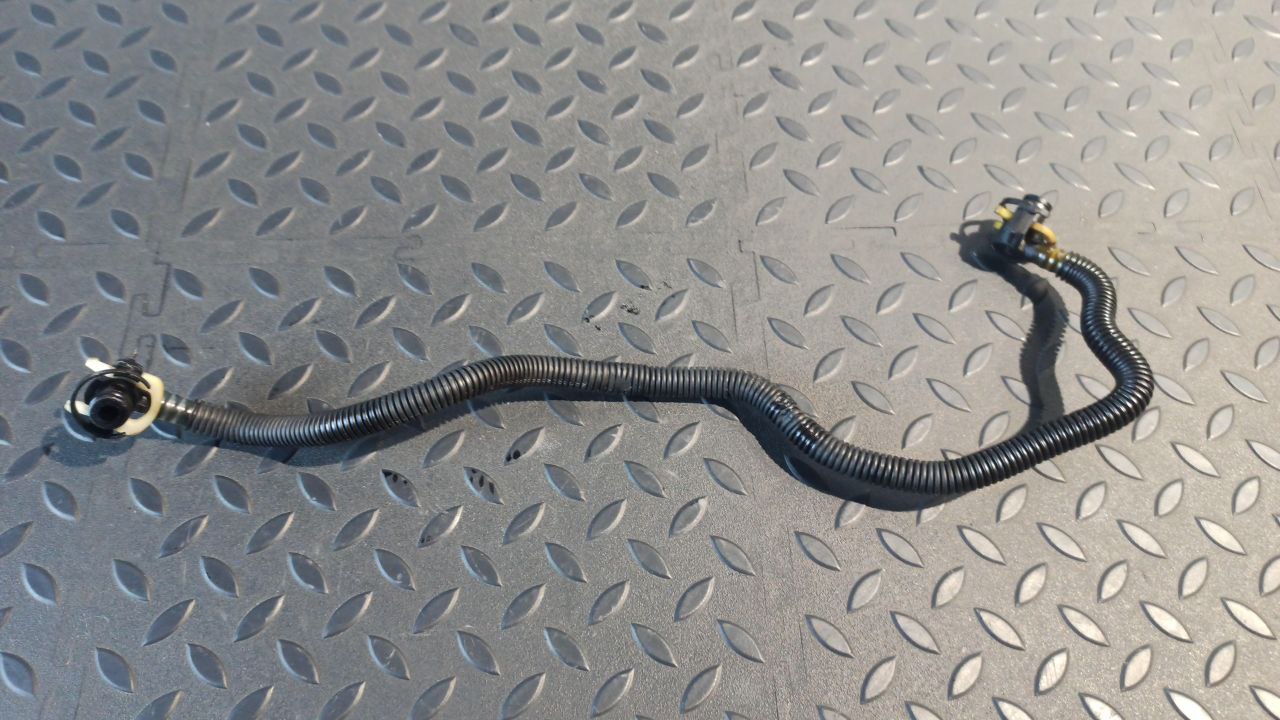 Трубка топливная Mercedes E/W210 1995-2003