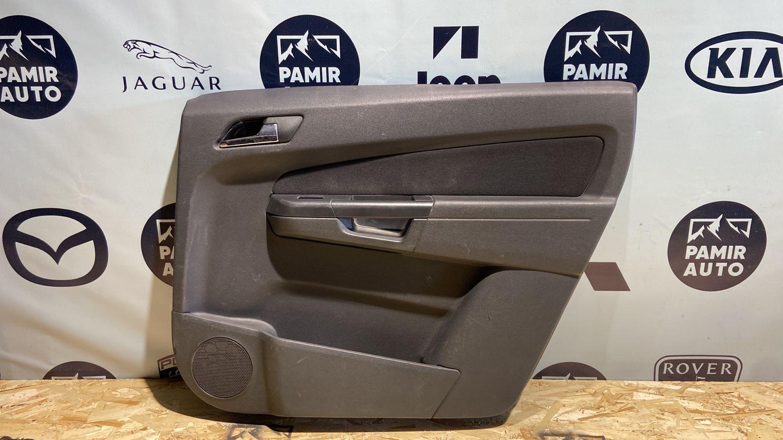 Обшивка двери задняя правая Opel Zafira/B 2005-2014