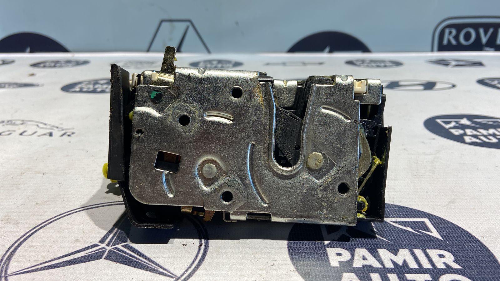 Замок двери задний левый Land Rover Freelander 1998-2006