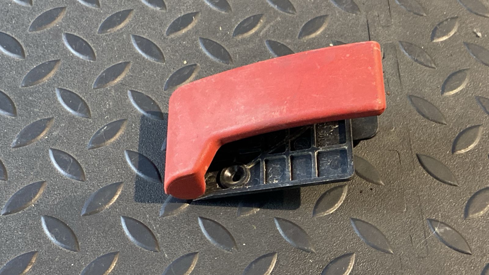 Ручка открывания капота Mercedes B/W245 2005-2011