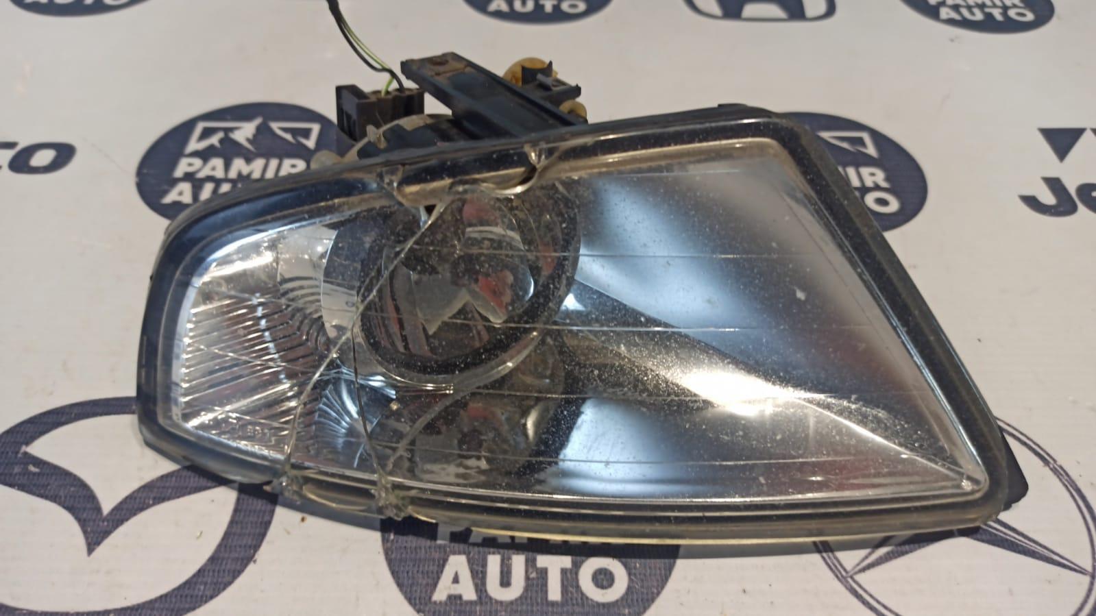 Фара противотуманная левая Ford Mondeo/3 2000-2007