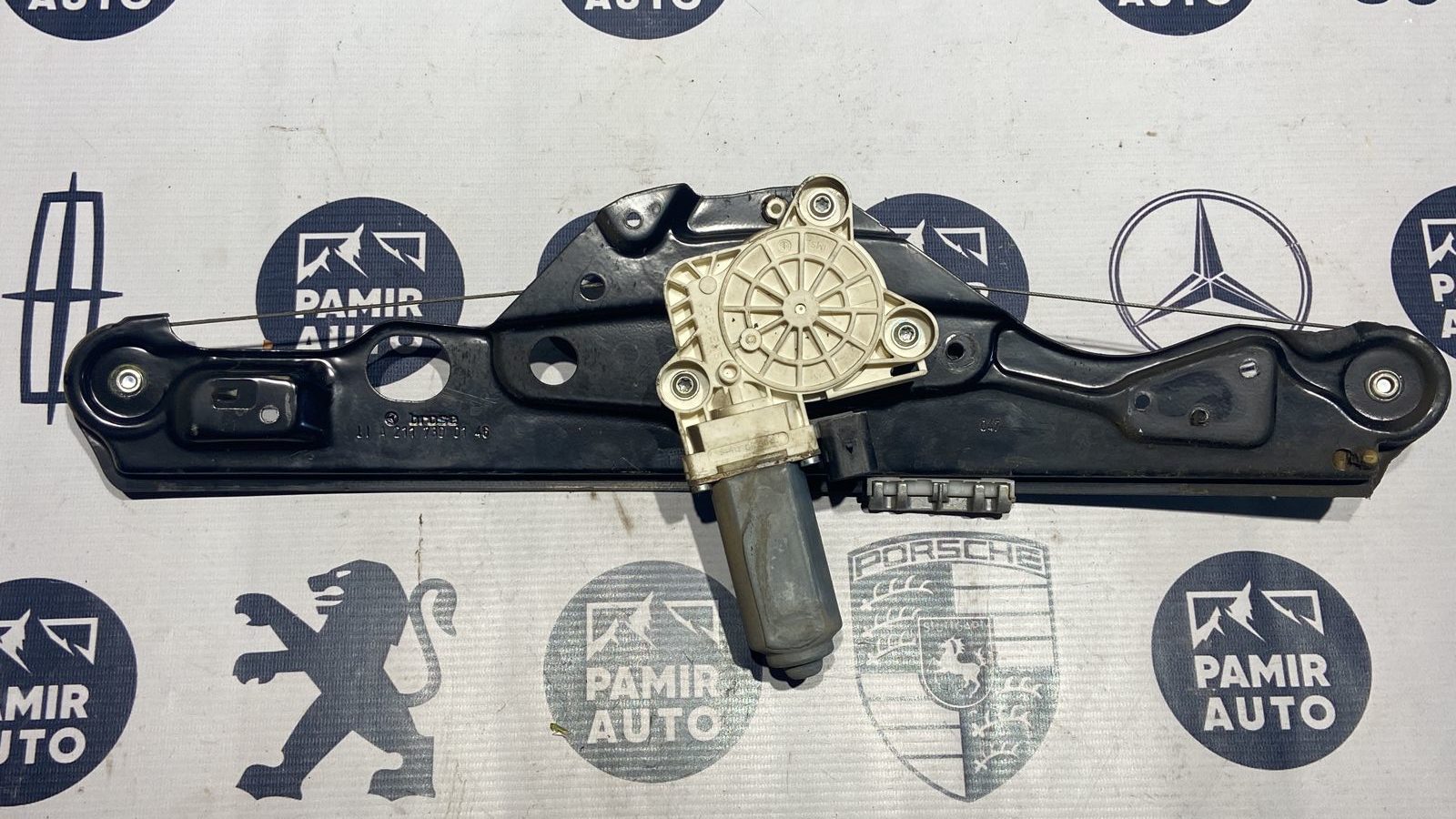 Стеклоподъемник задний левый Mercedes E/W211 2002-2009