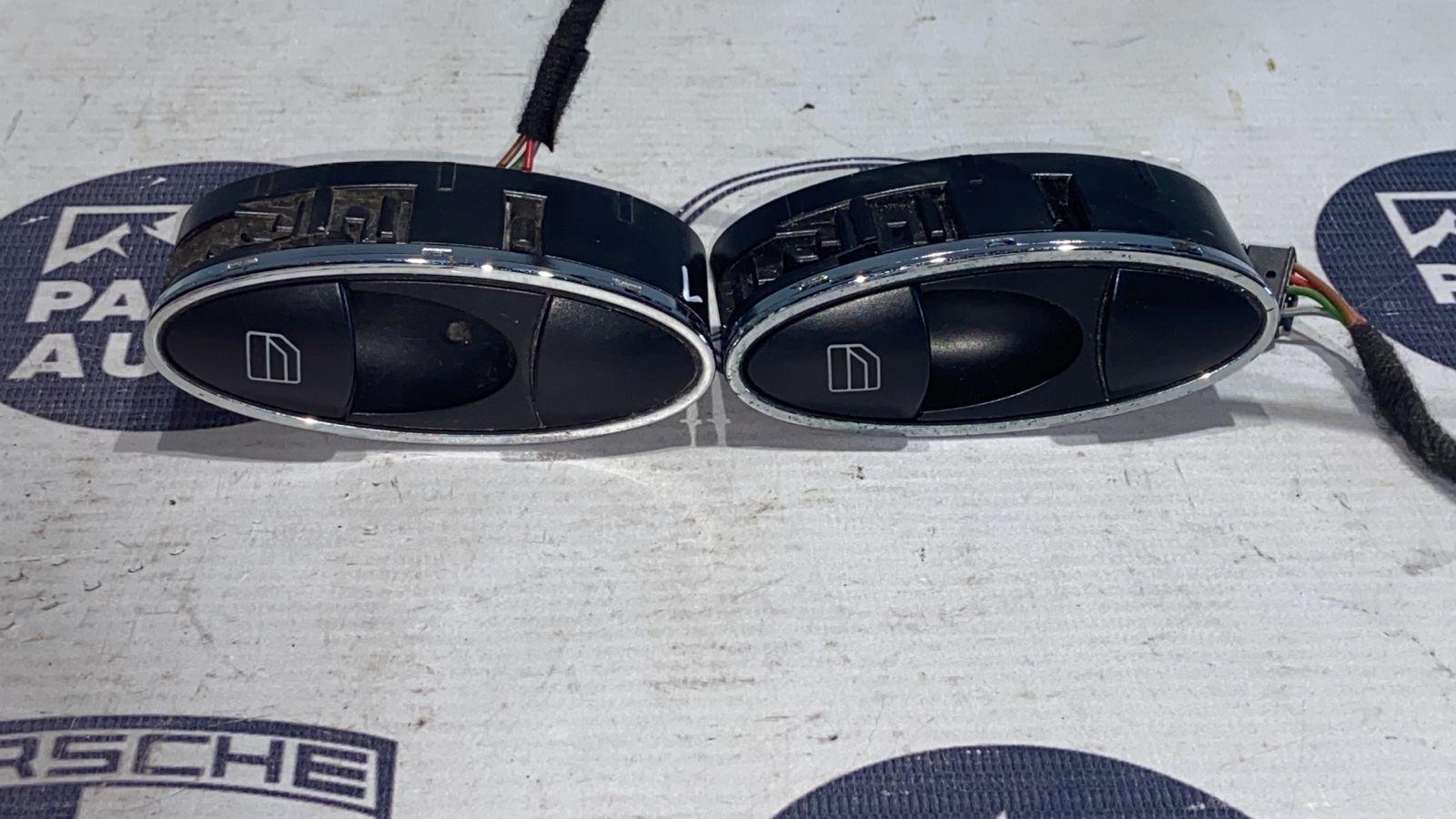 Кнопка стеклоподъемника задняя Mercedes E/W211 2002-2009