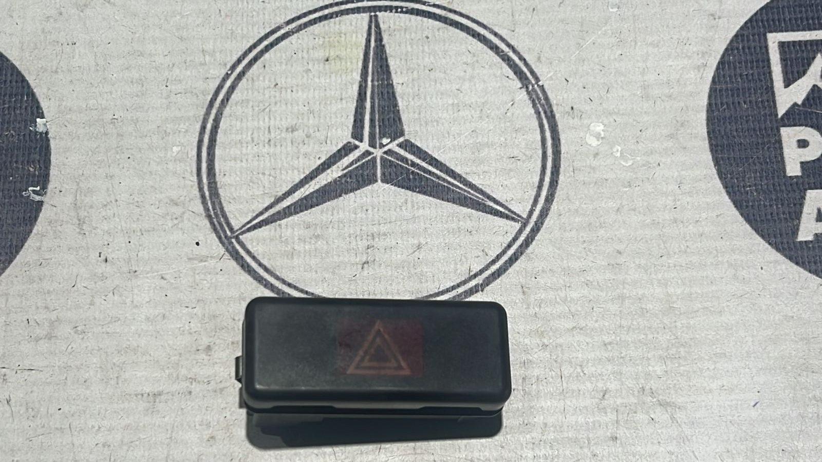Кнопка аварийной сигнализации BMW 5/E39 1995-2004