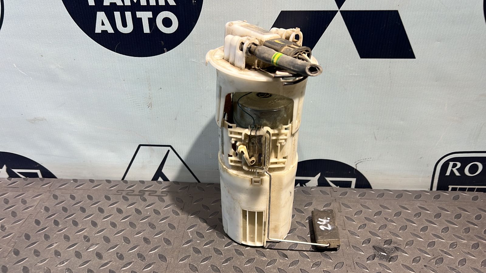 Насос топливный Land Rover Freelander 1998-2006