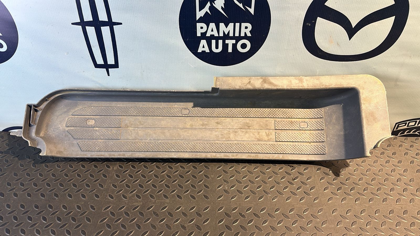 Накладка ступеньки правая Mercedes Vito/W639 2003-2014