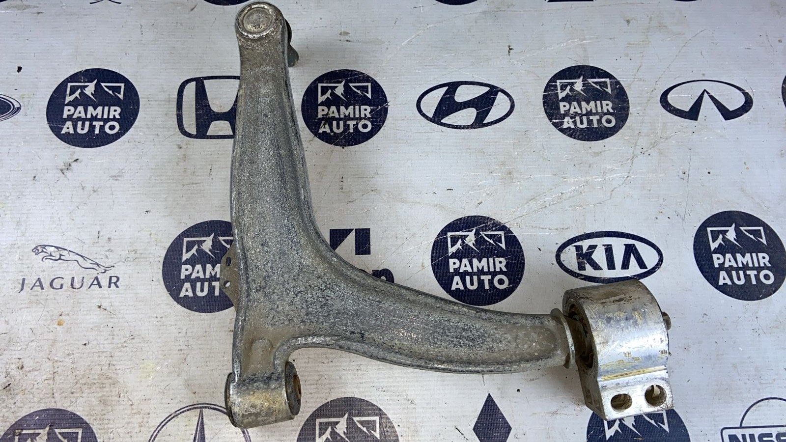 Рычаг передний левый Opel Vectra/C 2002-2008