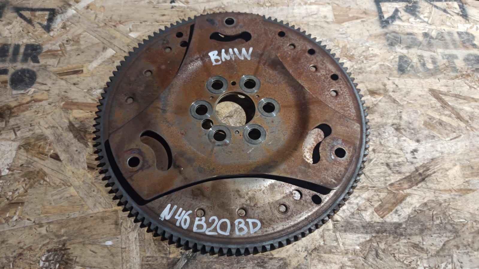 Маховик BMW 1/E87 2004-2011