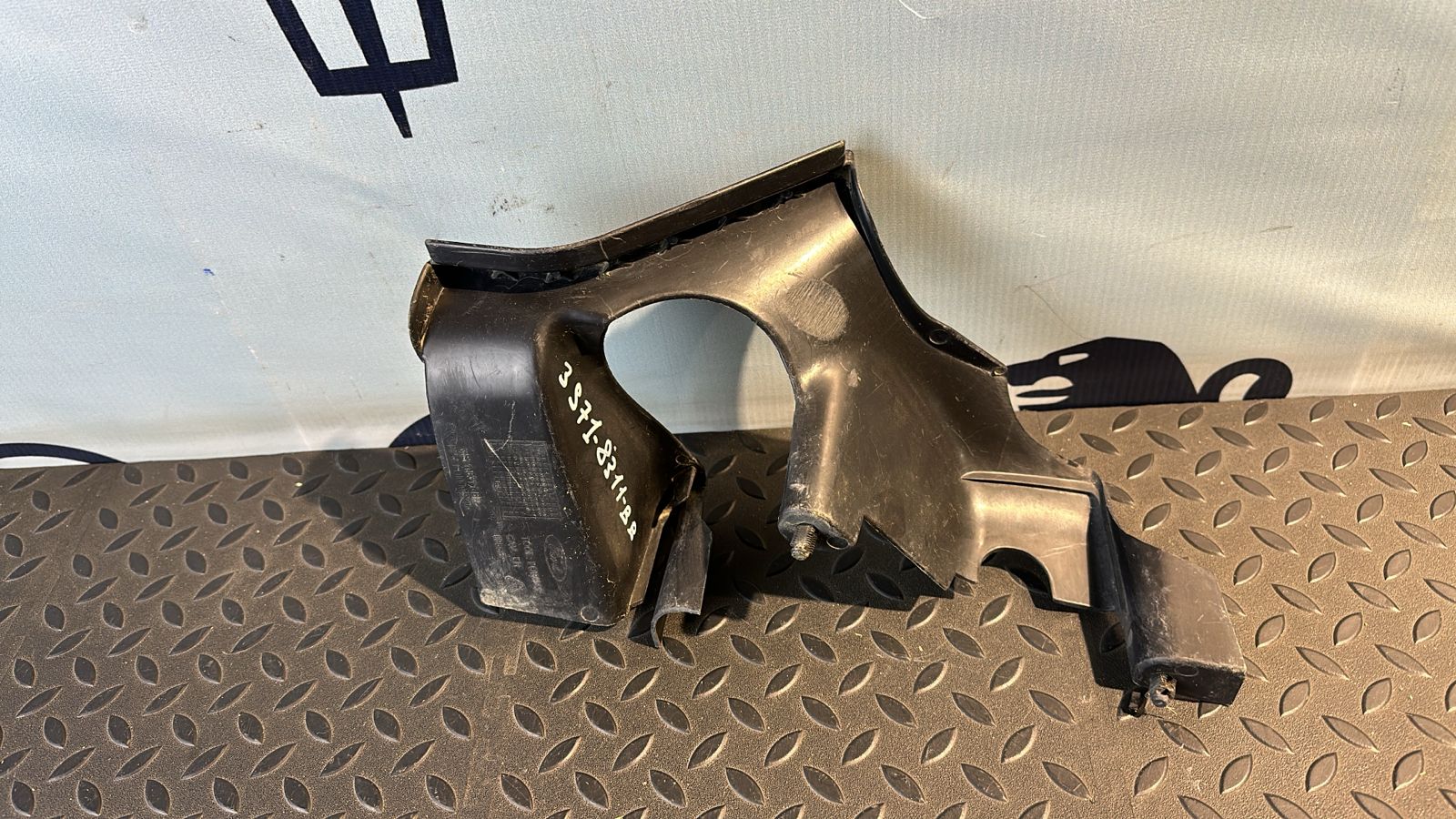 Воздуховод радиатора левый Ford Mondeo/3 2000-2007