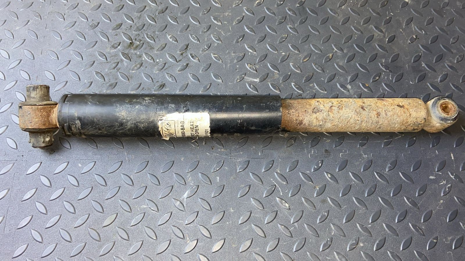 Амортизатор задний Ford Focus/2 2004-2011