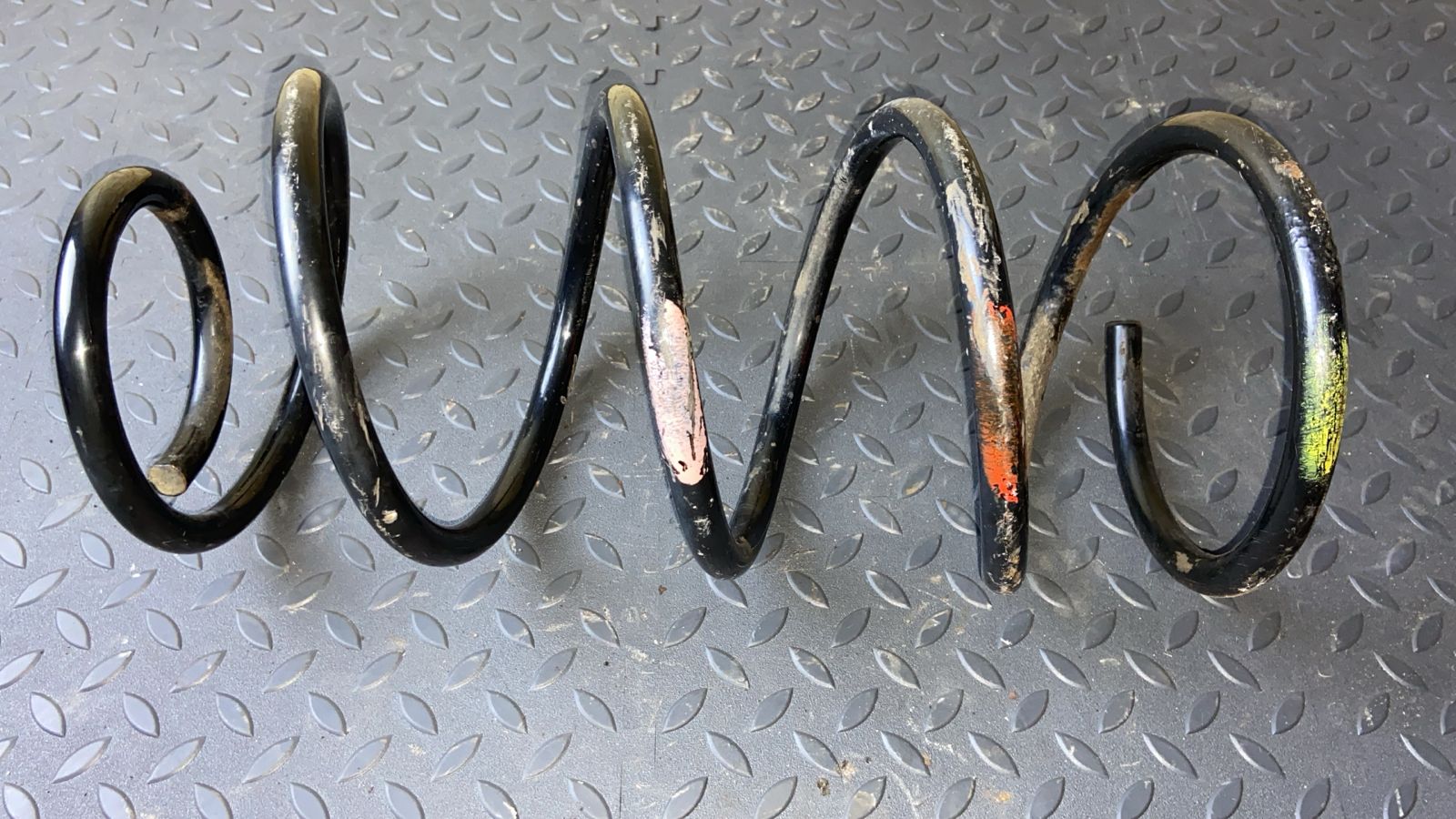 Пружина передняя Ford Focus/2 2004-2011