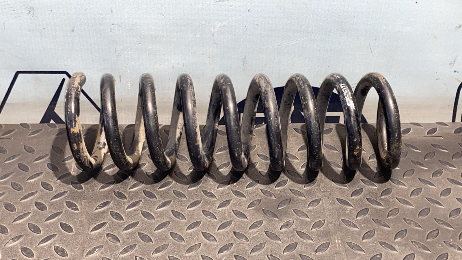 Пружина задняя Mercedes C/W203 2000-2008