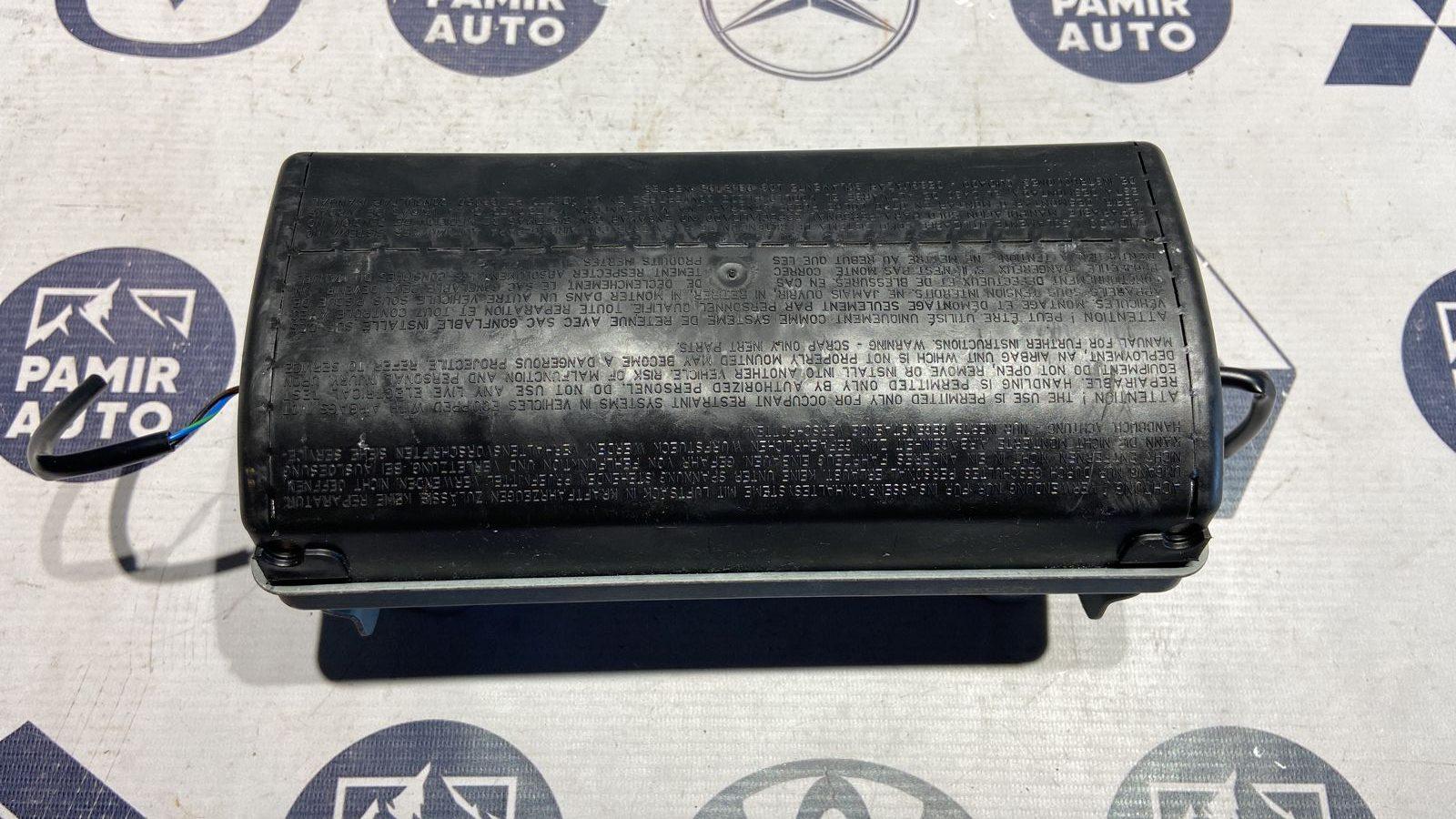Подушка безопасности в торпедо Mercedes E/W211 2002-2009