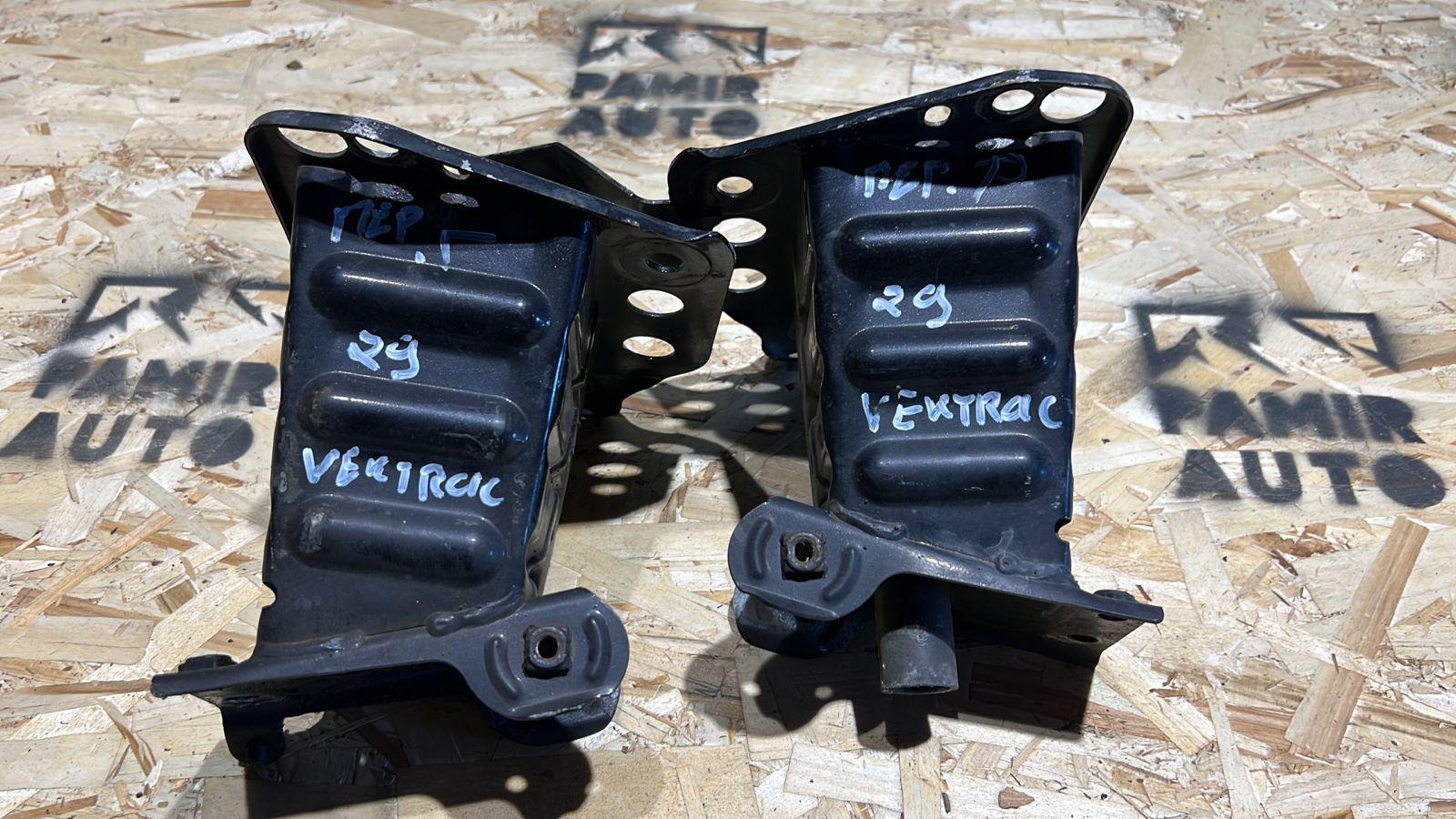 Кронштейн усилителя бампера передний Opel Vectra/C 2002-2008