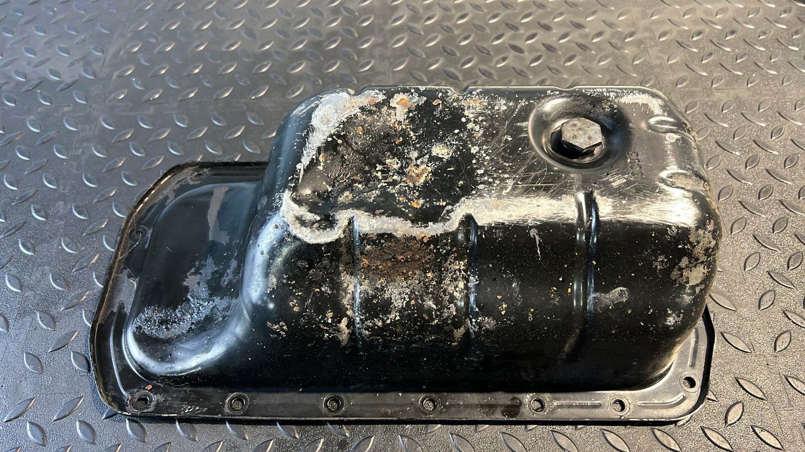 Поддон двигателя Ford Focus/2 2004-2011