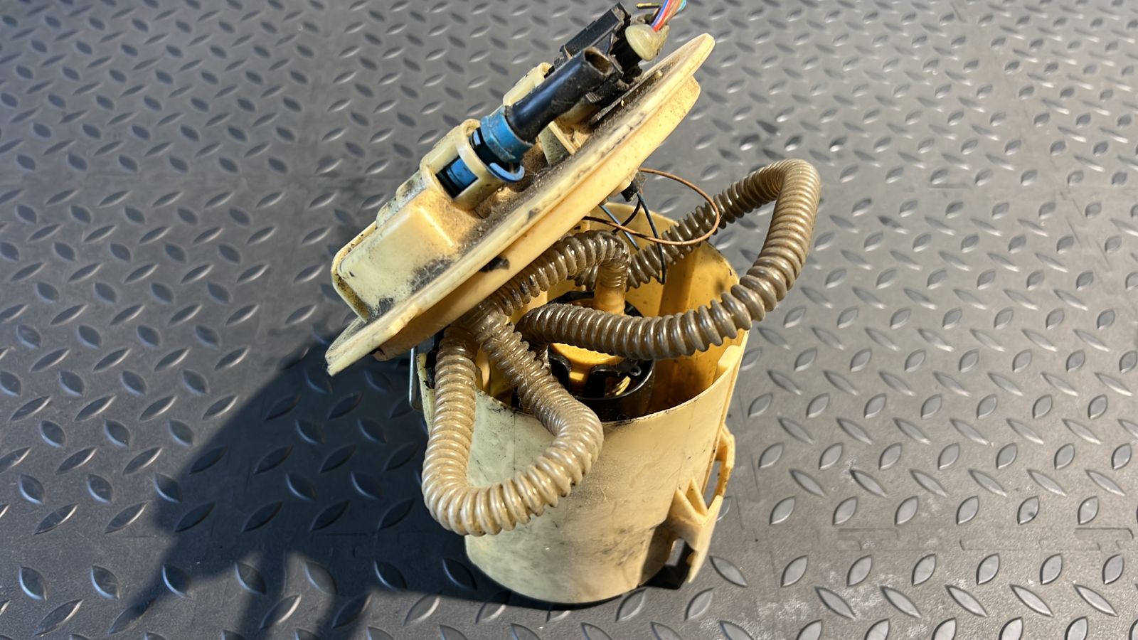 Насос топливный Opel Zafira/B 2005-2014