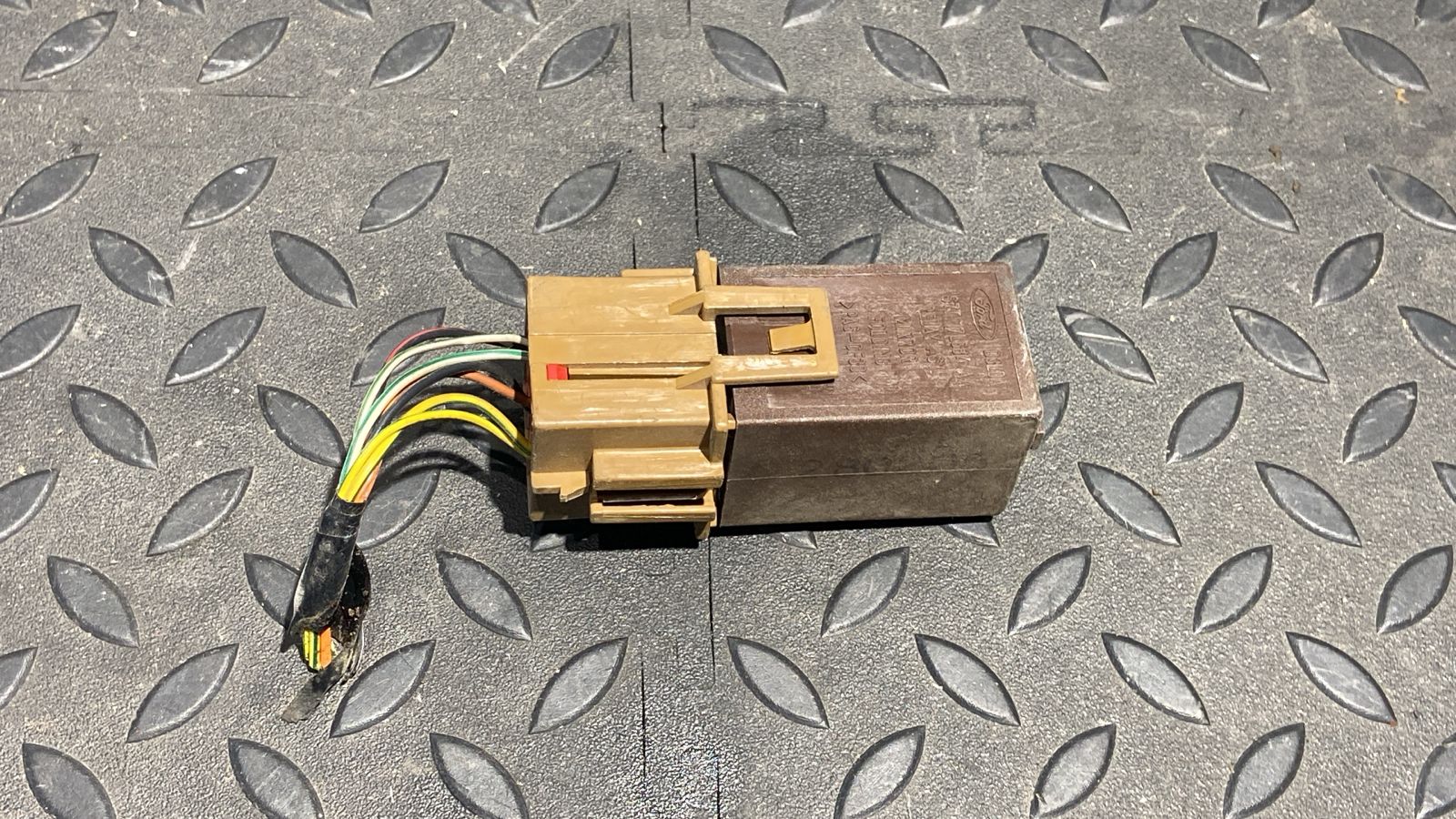 Реле Ford Mondeo/3 2000-2007