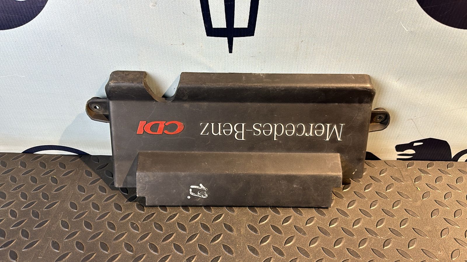 Крышка на двигатель (Декоративная) Mercedes Vito/W638 1996-2003