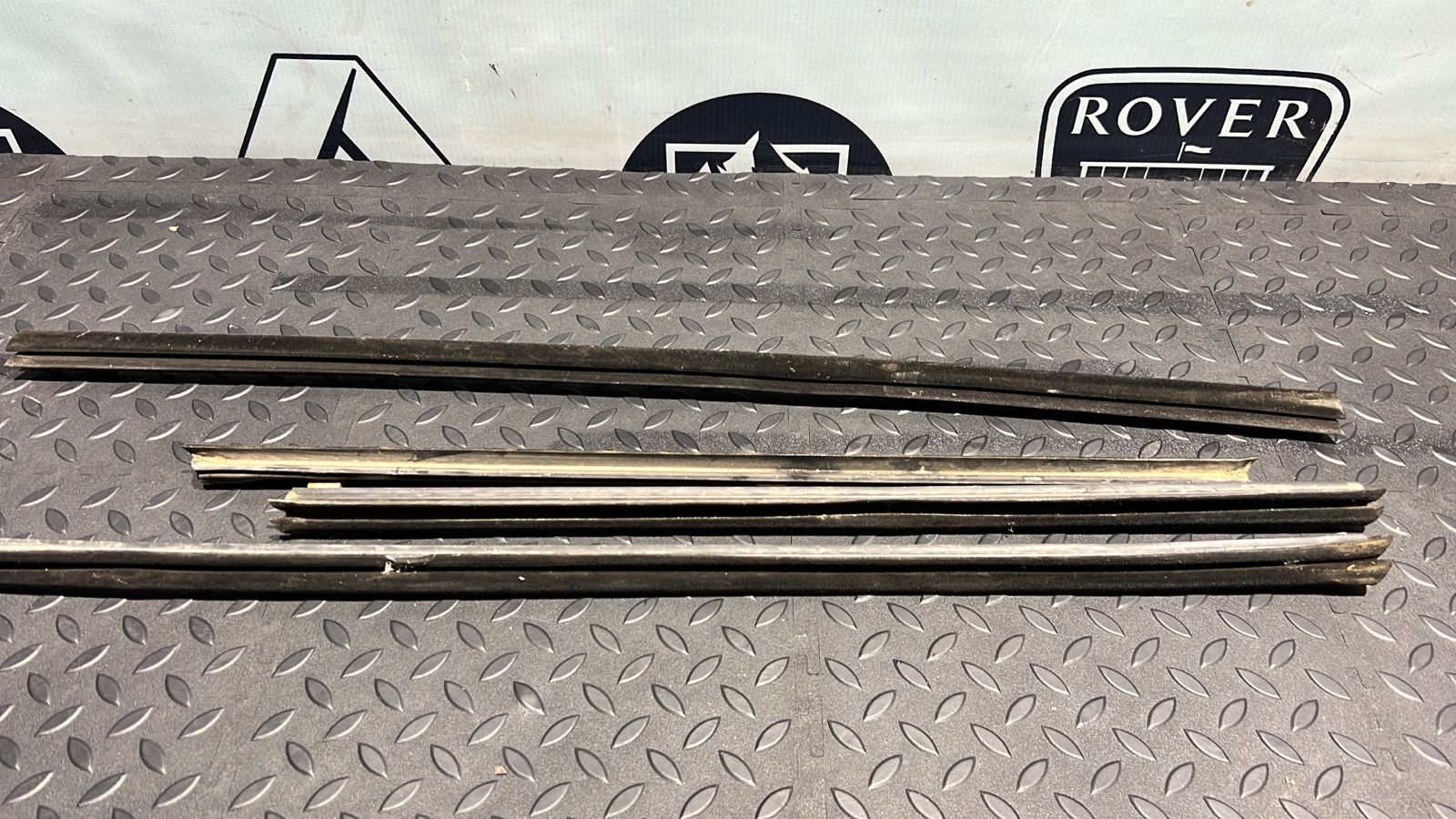 Уплотнитель двери Mercedes C/W202 1993-2001