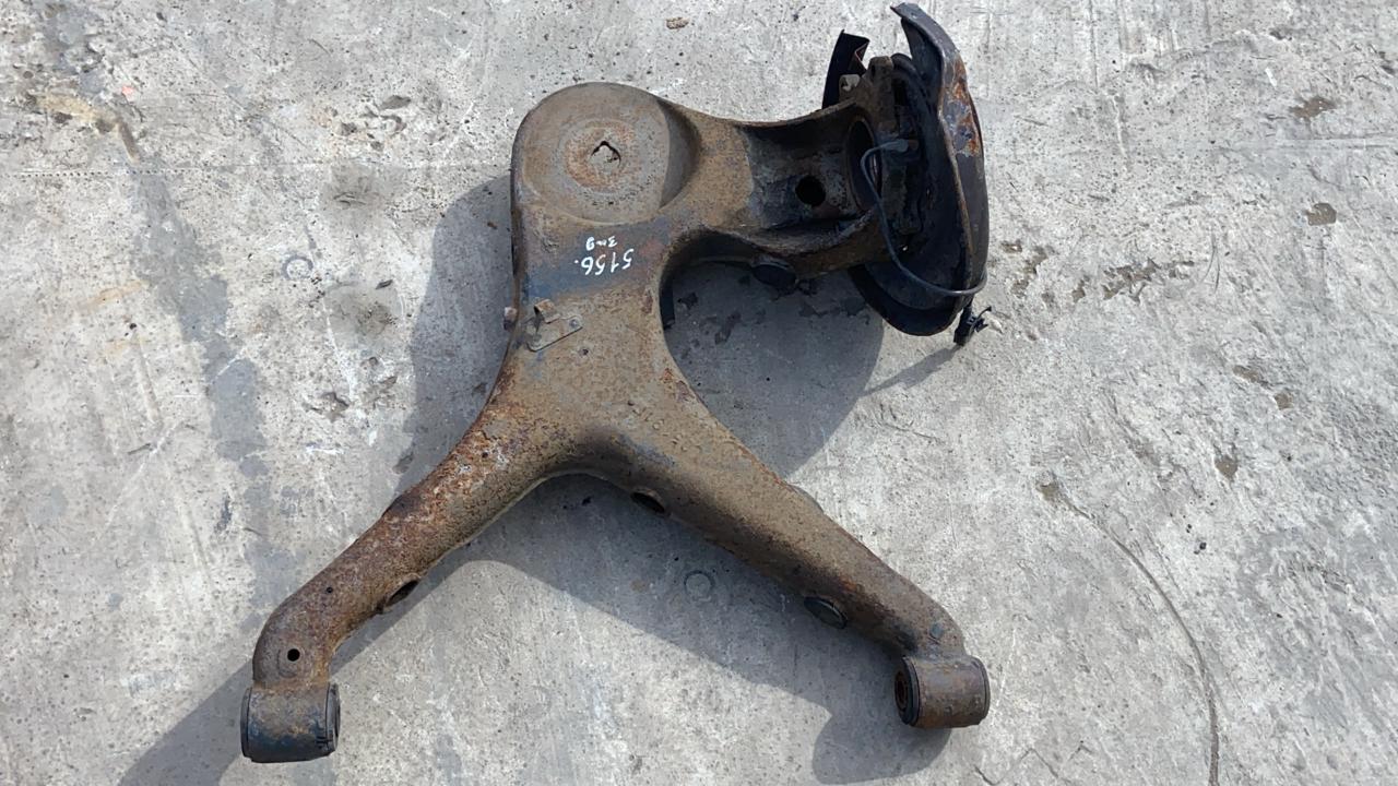 Кулак поворотный задний левый Mercedes Vito/W639 2003-2014