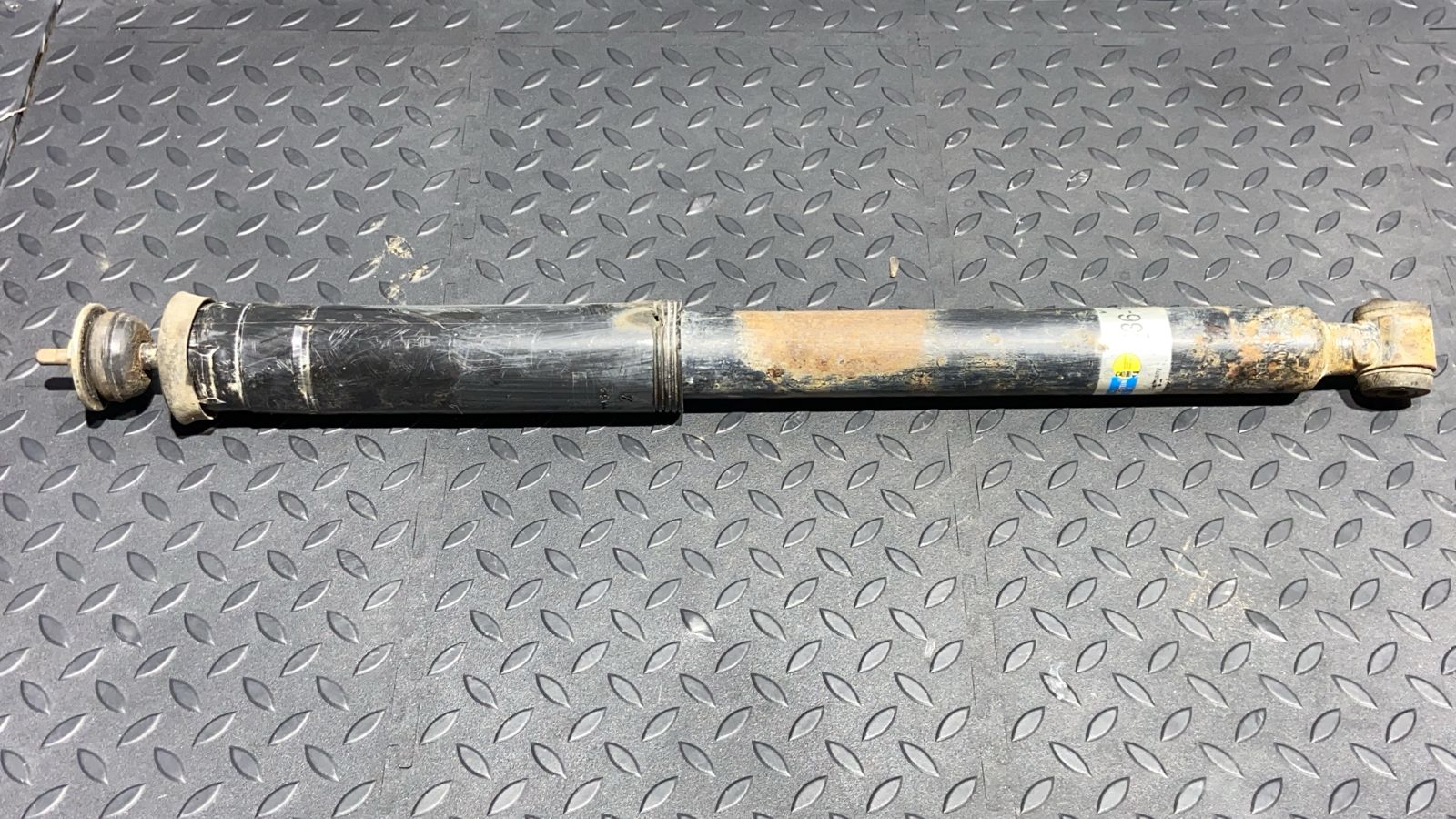 Амортизатор передний Mercedes C/W202 1993-2001