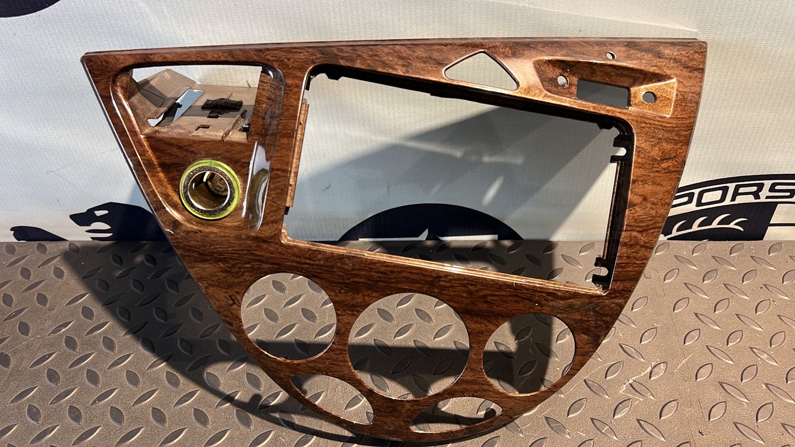 Накладка на торпедо Ford Focus 1998-2007