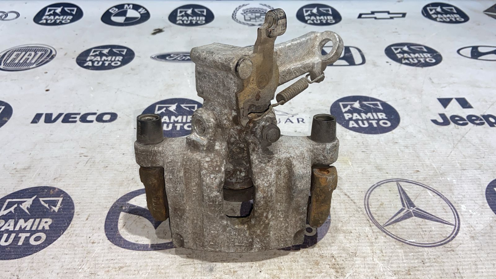 Суппорт задний правый Opel Vectra/C 2002-2008