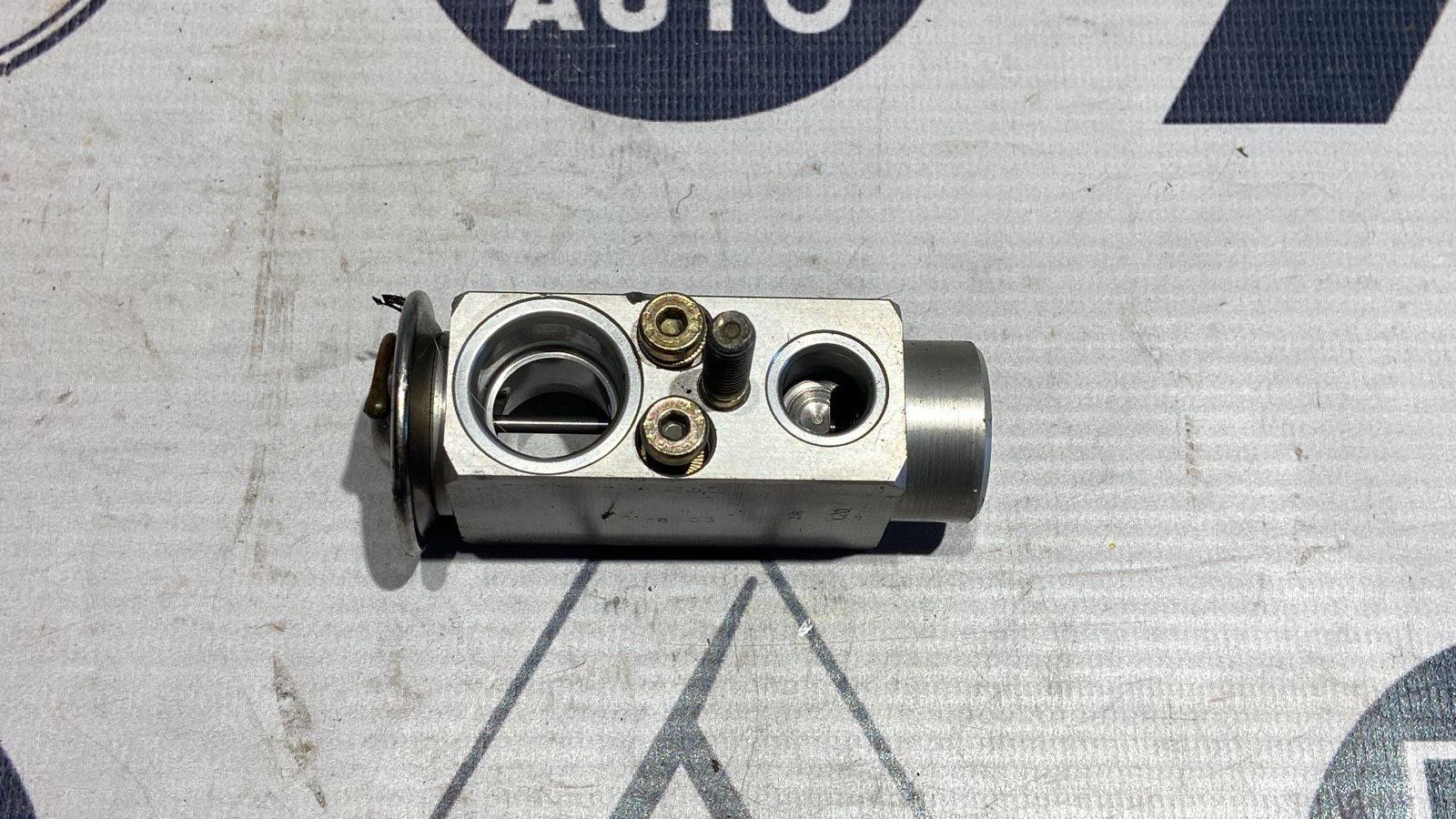 Клапан кондиционера Mercedes E/W211 2002-2009