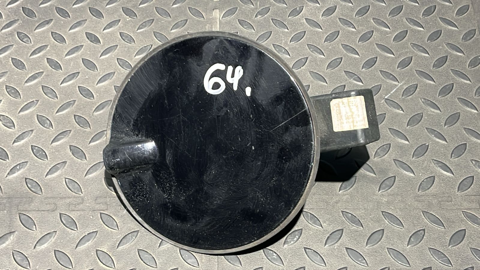 Лючок бензобака Opel Astra/H 2004-2014