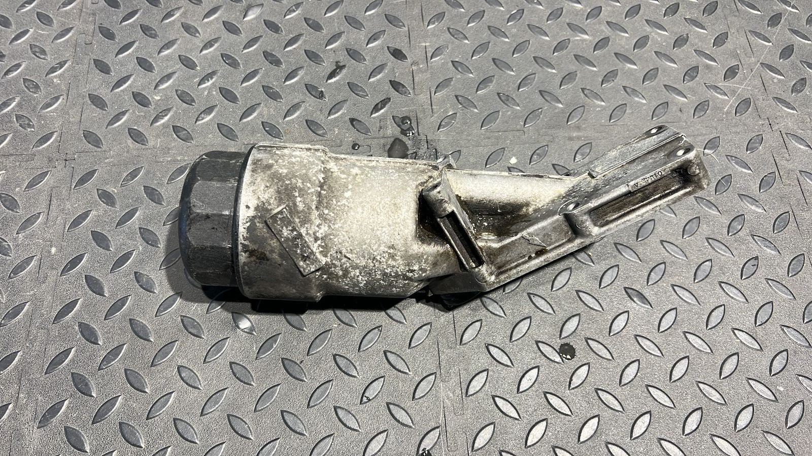 Корпус масляного фильтра BMW 3/E46 1998-2007