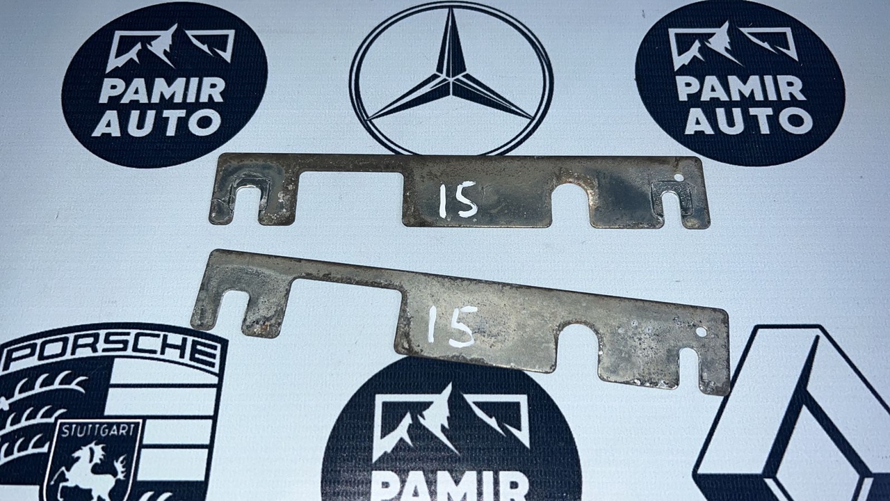 Пластина замка капота Opel Movano/A 2003-2010