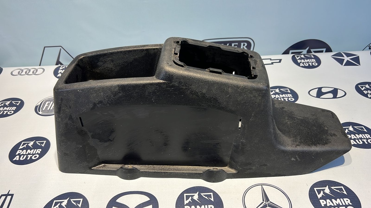 Консоль (Подлокотник) Opel Movano/A 2003-2010