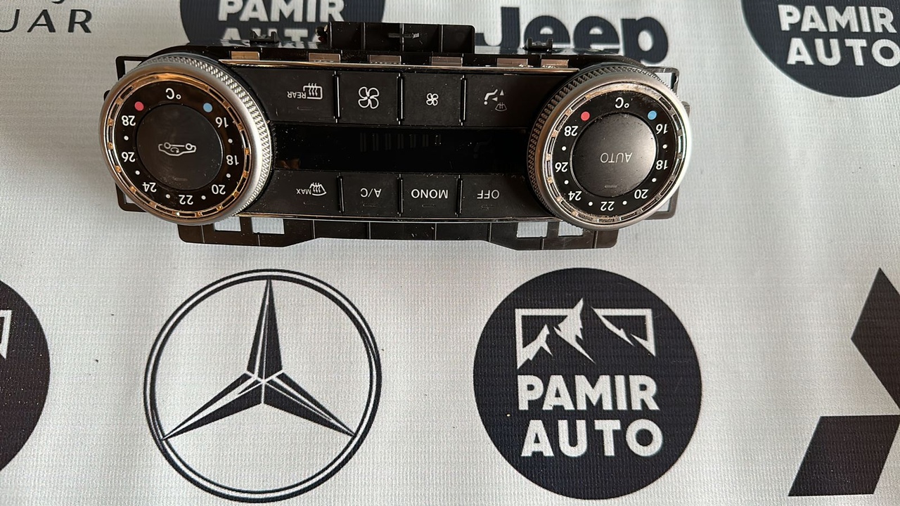 Блок управления климатом Mercedes C/W204 2006-2015