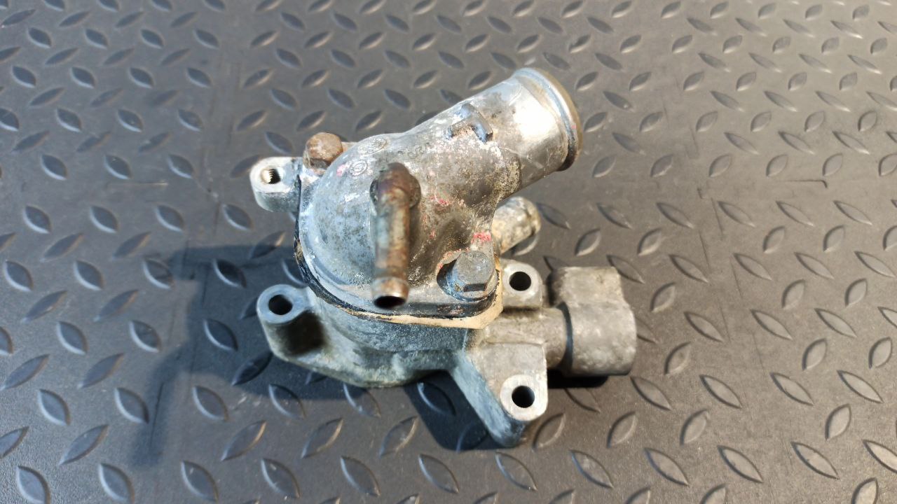 Корпус термостата Opel Astra/H 2004-2014