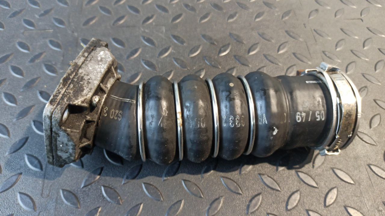 Патрубок интеркулера Opel Astra/H 2004-2014