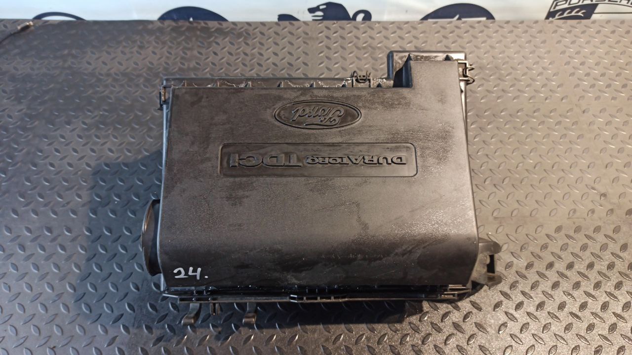 Корпус воздушного фильтра Ford Transit 2006-2013