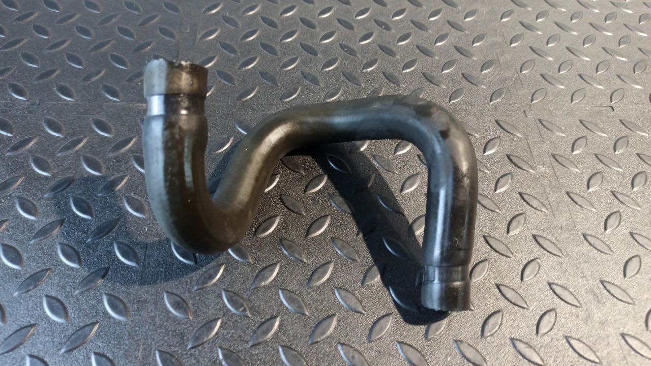 Патрубок ОЖ Ford Transit 2006-2013