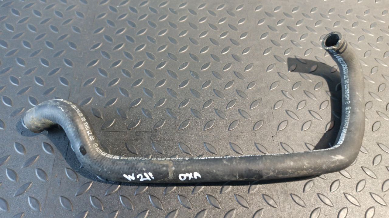 Патрубок ОЖ Mercedes E/W211 2002-2009