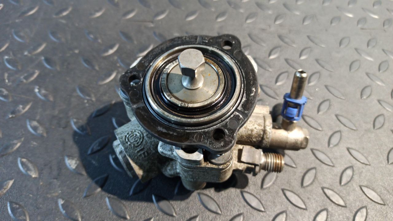 Насос топливный (ТНВД) Opel Vectra/C 2002-2008