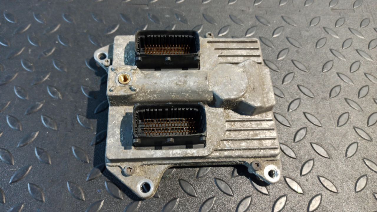 Блок управления двигателем Opel Vectra/C 2002-2008