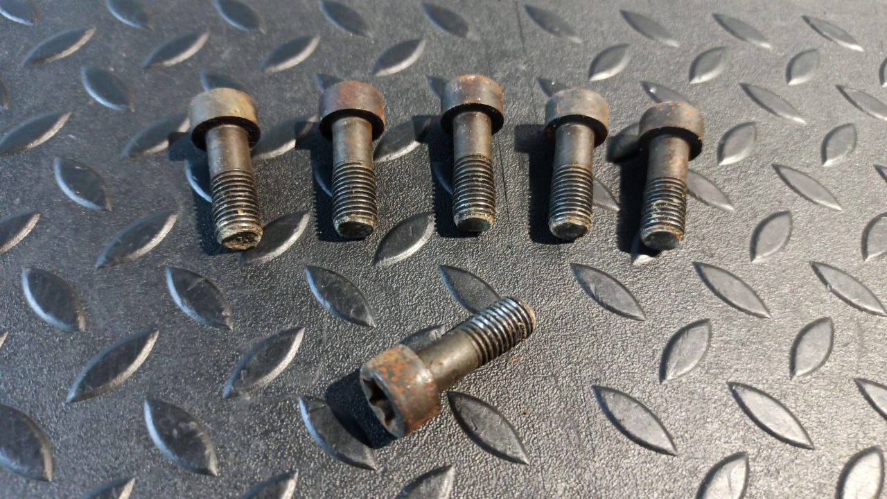 Болт маховика Opel Vectra/C 2002-2008