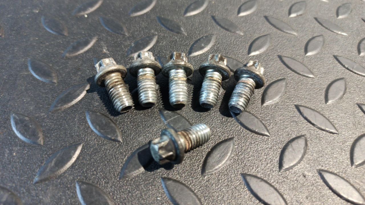 Болт корзины сцепления Opel Vectra/C 2002-2008