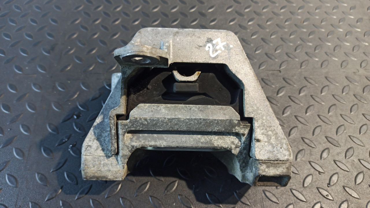 Опора двигателя Opel Vectra/C 2002-2008