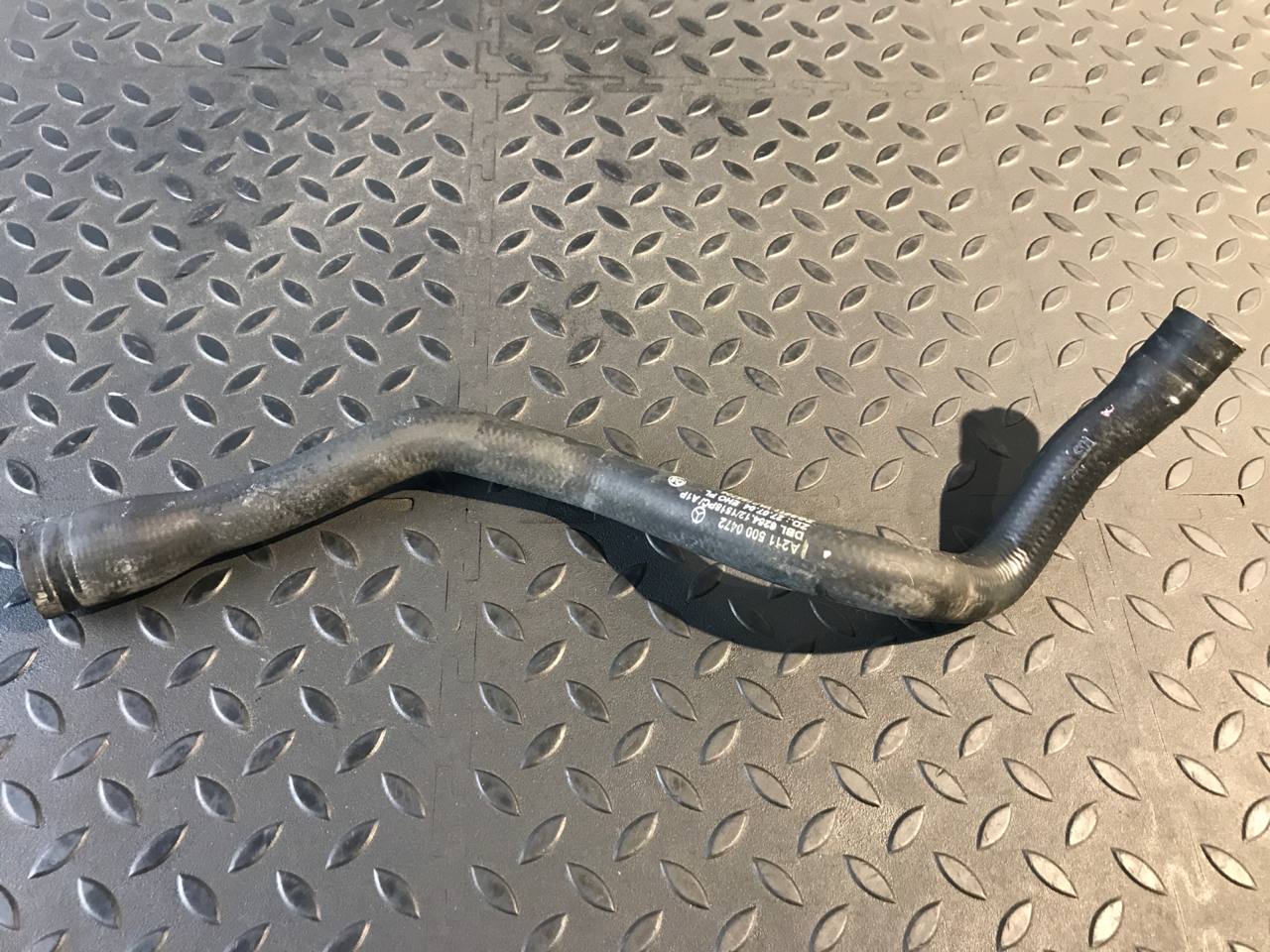 Патрубок ОЖ Mercedes E/W211 2002-2009