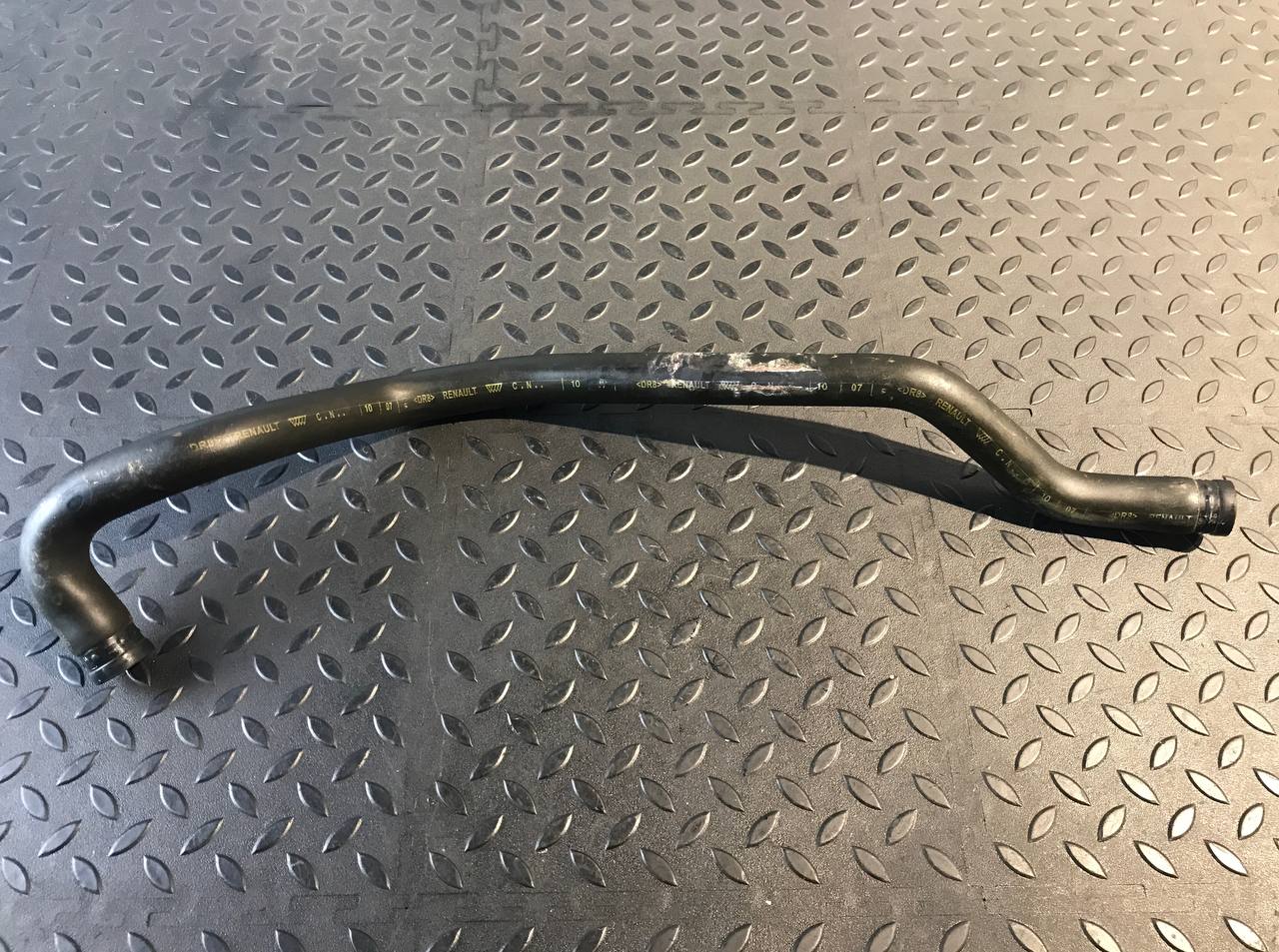 Патрубок ОЖ Renault Logan 2004-2015