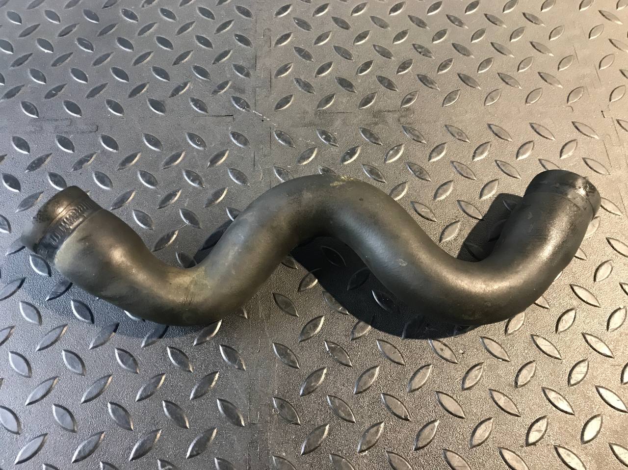 Патрубок ОЖ Renault Logan 2004-2015