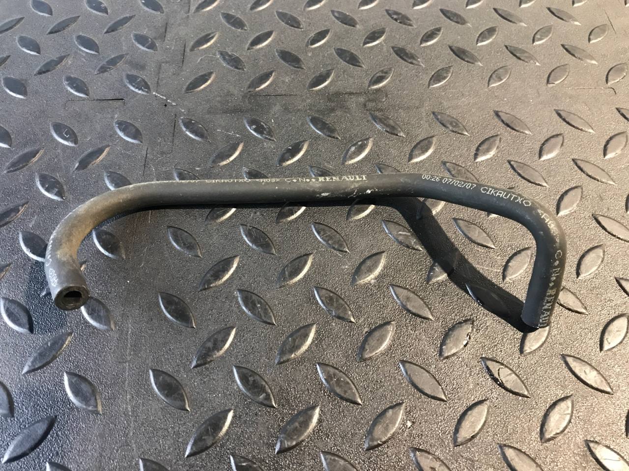 Патрубок ОЖ Renault Logan 2004-2015