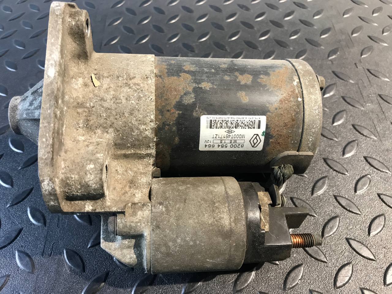 Стартер Renault Logan 2004-2015