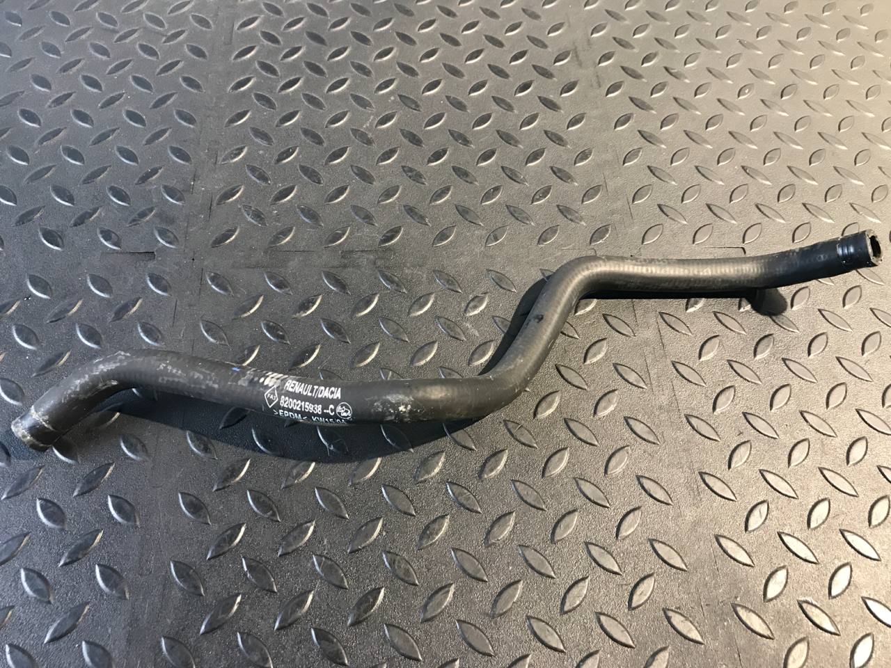 Патрубок ОЖ Renault Sandero 2009-2014