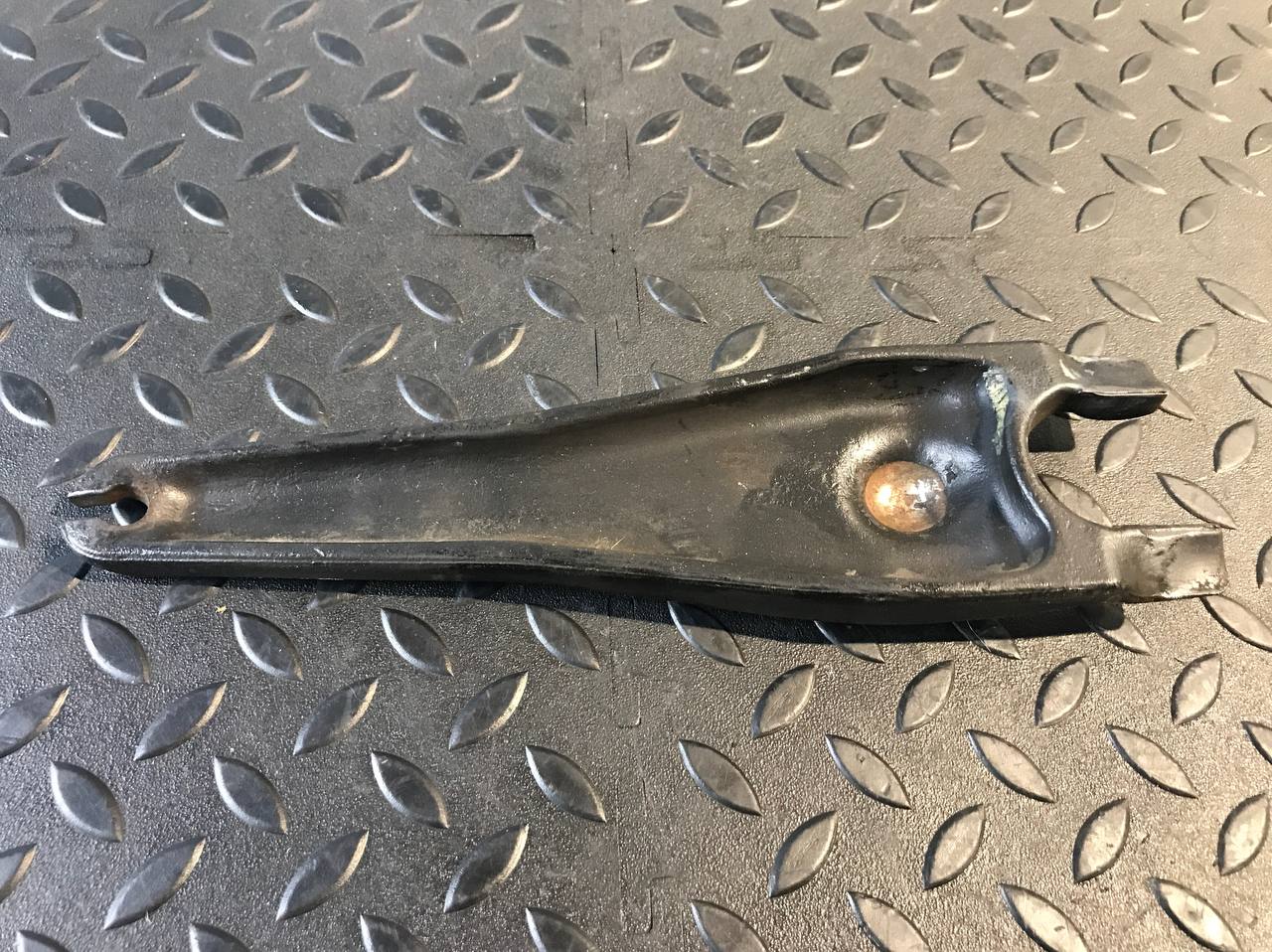 Вилка сцепления Renault Sandero 2009-2014